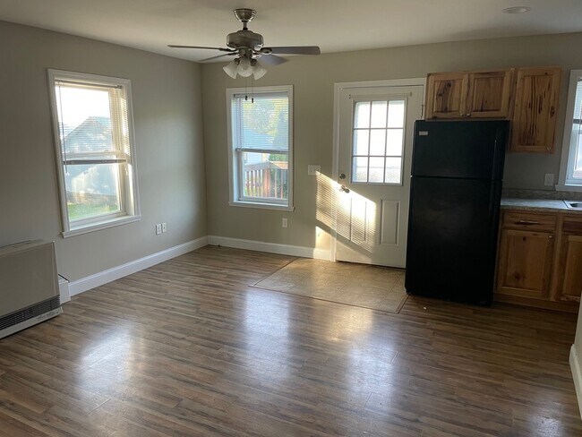 Building Photo - 78 Suncrest Terrace