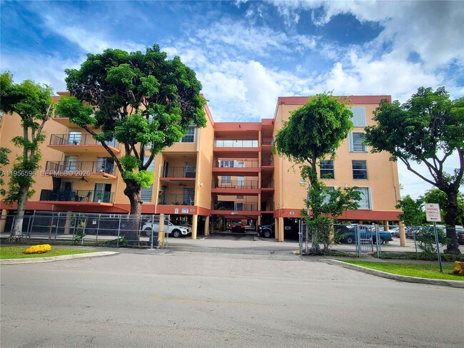 Building Photo - 1990 W 56th St