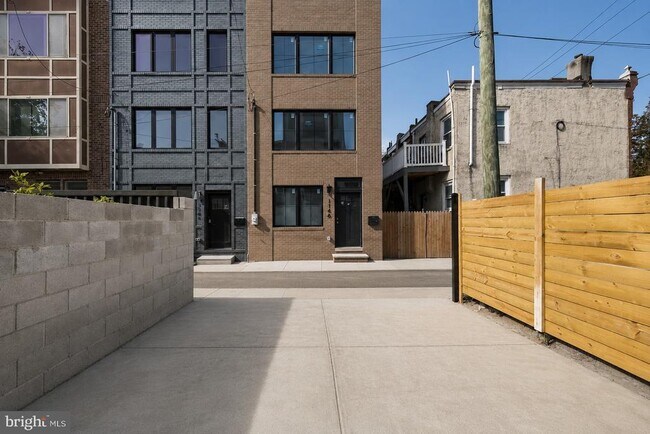 Building Photo - 1146 N 3rd St