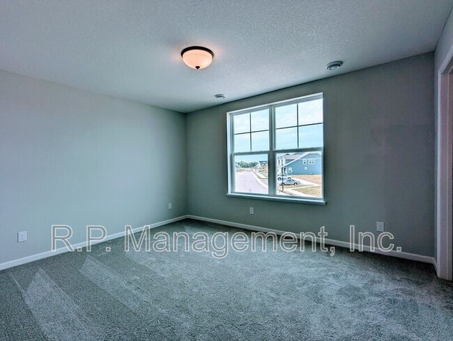 Building Photo - 20137 78th Pl