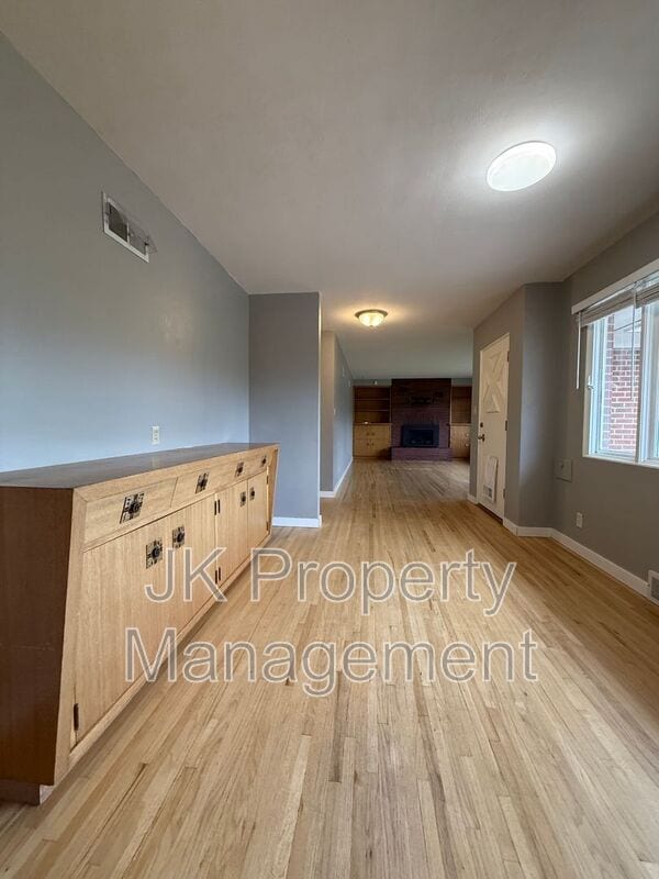 Building Photo - 1726 Alder Dr