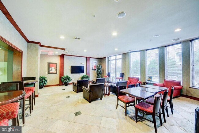 Building Photo - 9480 Virginia Center Blvd