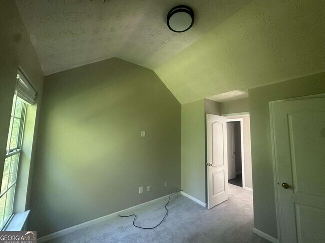 Building Photo - 7467 Petunia Dr