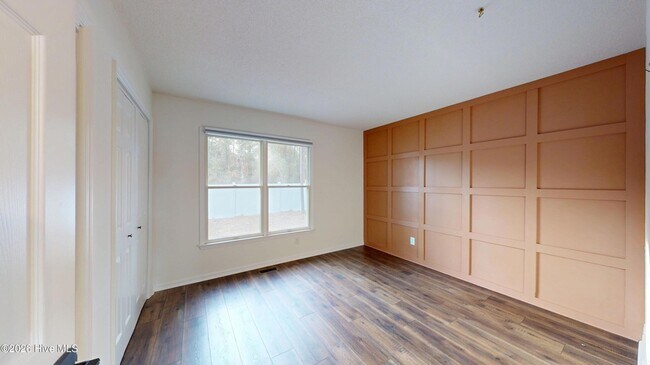 Building Photo - 1245 Monticello Dr