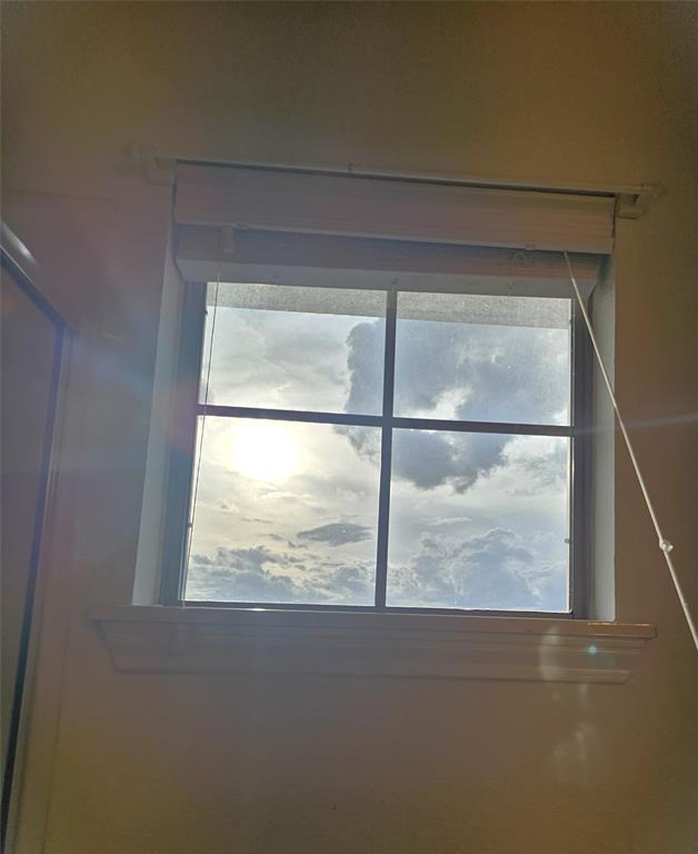 Building Photo - 9201 Brodie Ln