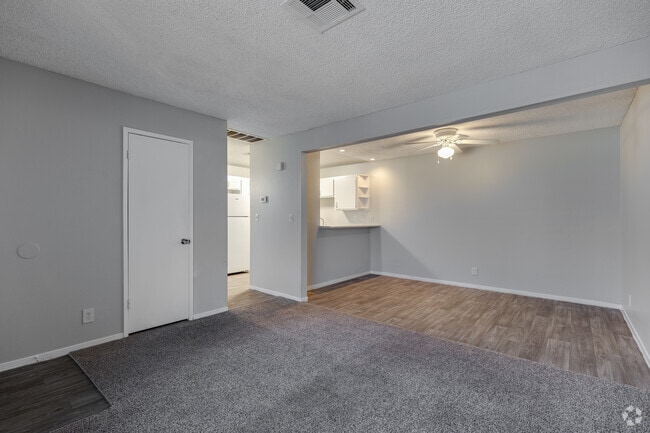 1 BR, 1 BA - 665 SF; Classic - The Hargrove