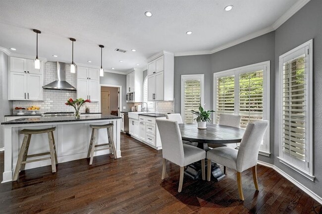 Building Photo - 6304 Indian Canyon Dr