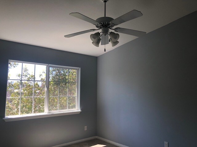 Building Photo - 5740 S Glennie Ln