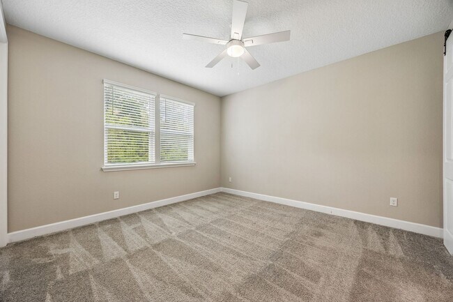 Building Photo - 75565 Blackbird Dr