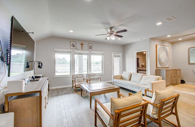 Building Photo - 3742 Canyon Shore Ln