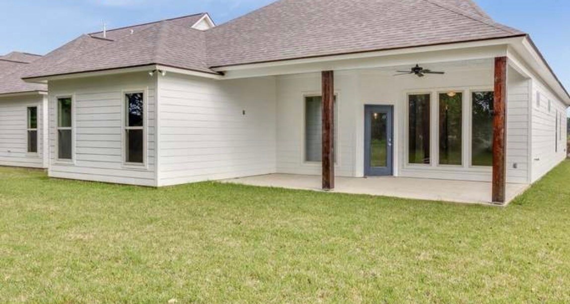 Building Photo - 103 Ella Hill St