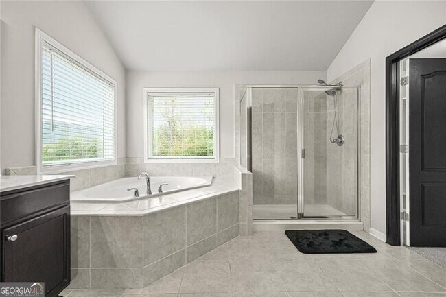 Building Photo - 4079 Broadmoor Ct SW