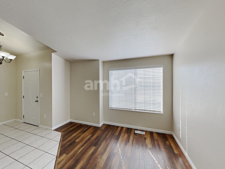 Building Photo - 2056 N 850 W