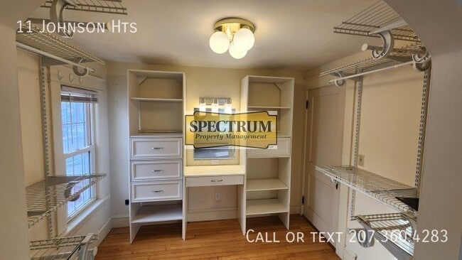 Building Photo - 11 Johnson Heights