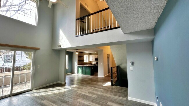 Building Photo - Quiet End Unit 3 Bed 2 Bath Townhome in Cherry Creek Schools Close to Cherry Creek Reservoir!! 2 ...