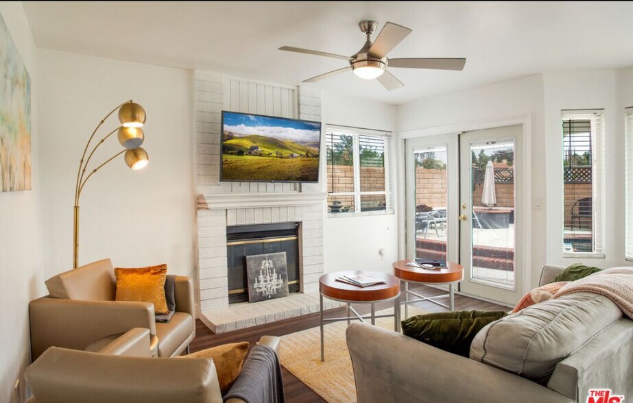 Building Photo - 31903 Vineyard Ave