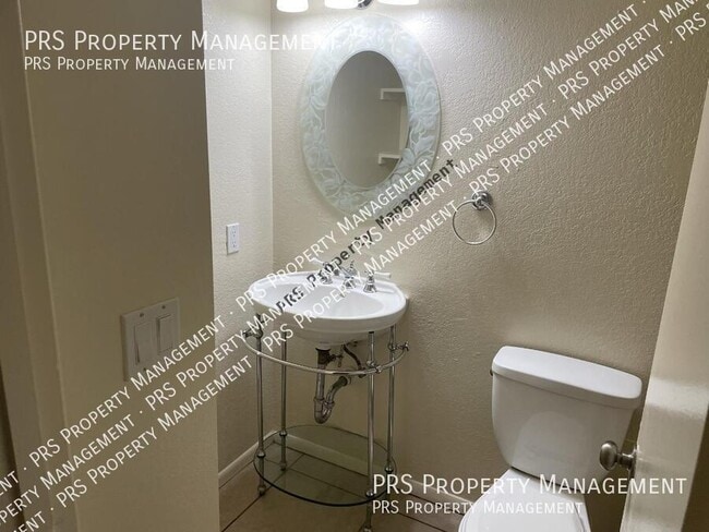 Building Photo - 47 N Maple-