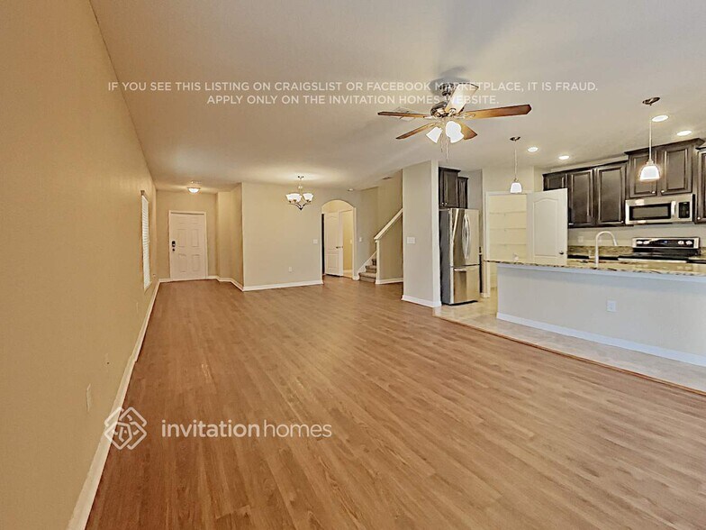 Building Photo - 2729 Hampton Green Ln