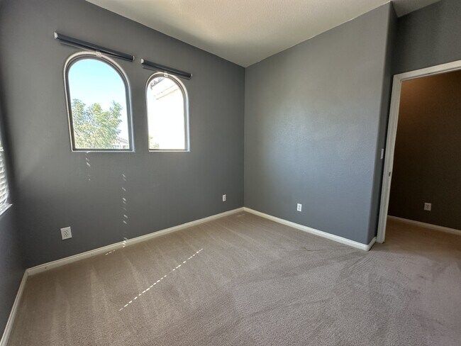 Building Photo - 9133 Dorrell Ln