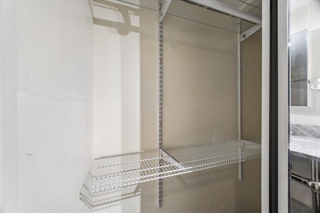 Building Photo - 820 Heights Blvd