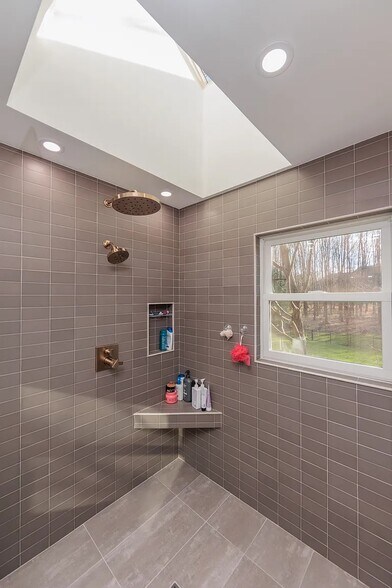 Building Photo - 8420 Timber Trl