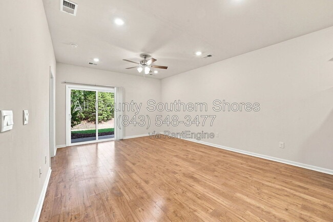 Building Photo - 3414 Bells Lk Cir