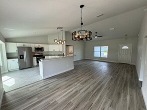 Building Photo - Jumper Creek Manor Brand New 3BR/2BA/2 Car...