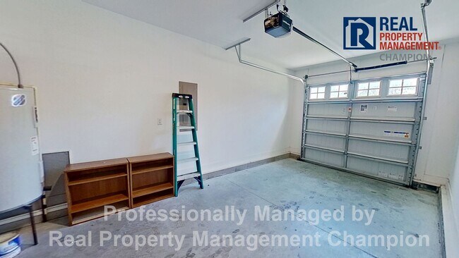 Building Photo - Charming 3 BD/2 BA with Open Floorplan and Attached Garage