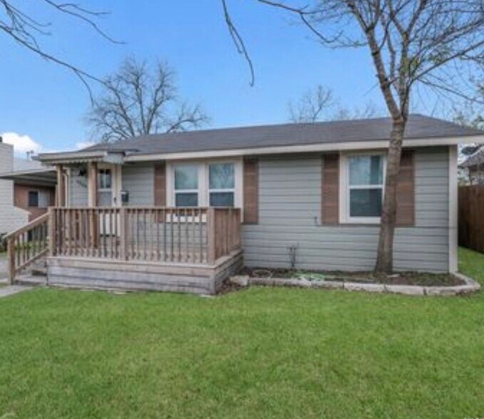 Building Photo - 1244 Clower