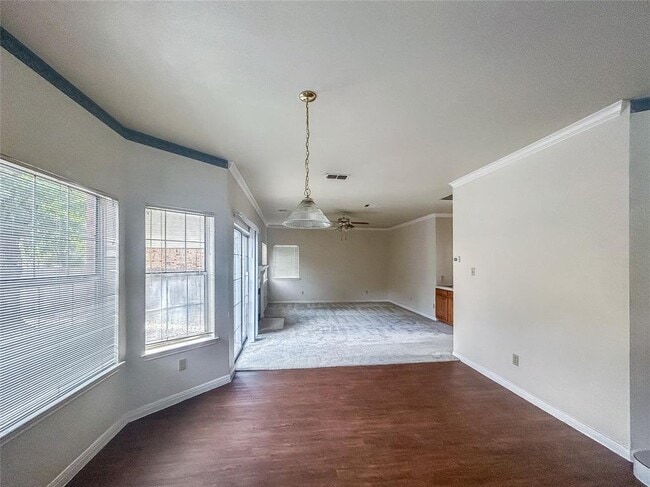 Building Photo - 6204 Old Harbor Ln