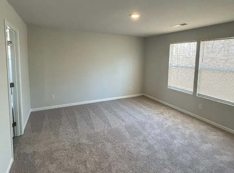 Building Photo - 169 Stephanie Ct