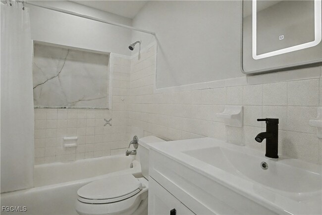 Building Photo - 138 Brooks Rd