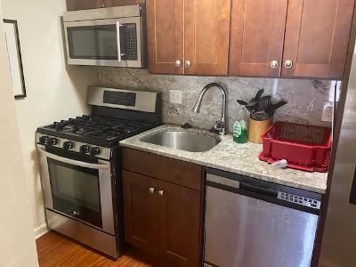 Building Photo - 2805 Northeast Expy