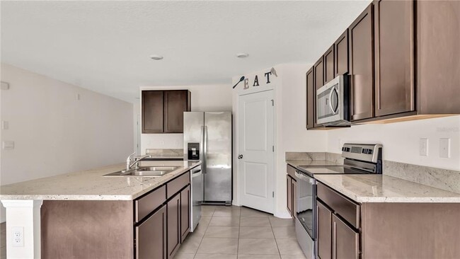 Building Photo - 16702 Carlton Pond St