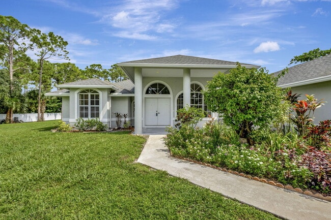 Building Photo - 14911 Orange Blvd