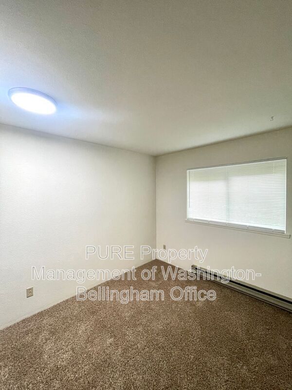 Building Photo - 1252 Nevada St
