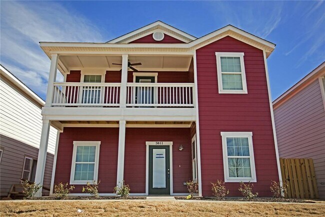 Primary Photo - 3811 SW Peachwood Dr