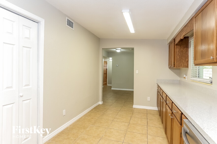 Building Photo - 7716 Monetta Dr