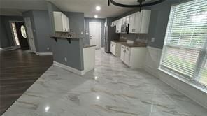 Building Photo - 4215 Hamilton Walk Dr