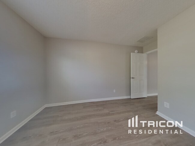 Building Photo - 4333 Jillian Dr