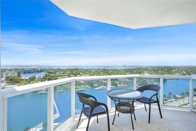 Building Photo - 4775 Collins Ave