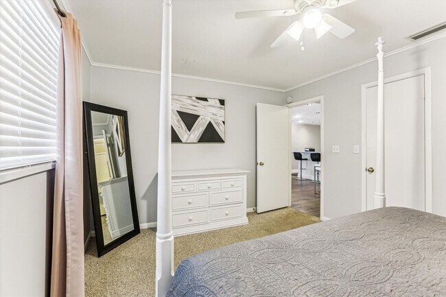 Building Photo - 405 Flagler Blvd