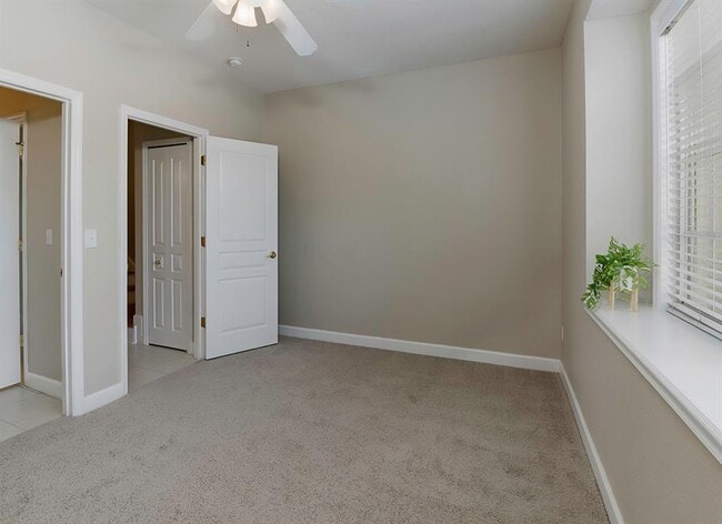 Building Photo - 128 Brent Cir