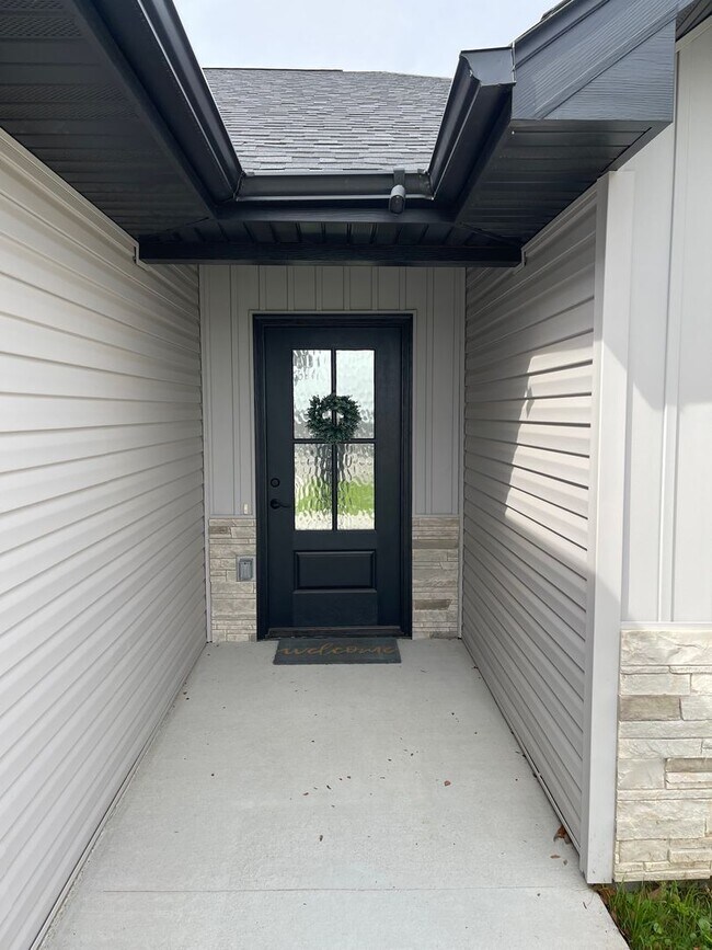 Building Photo - Built in 2025 3 Bed 2 Bath FOR RENT