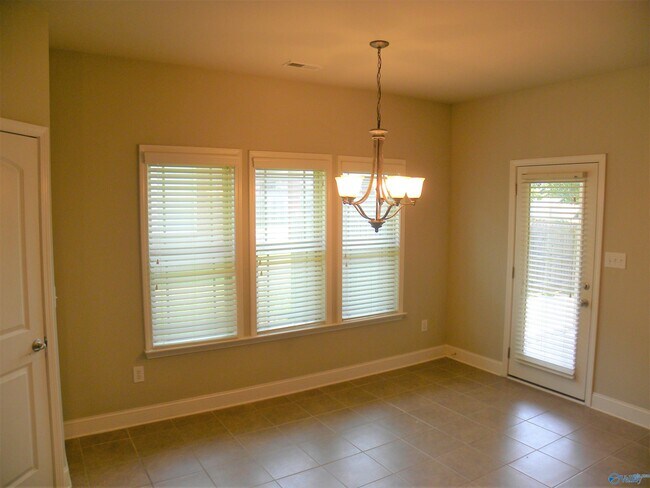 Building Photo - 153 Fields Pond Dr