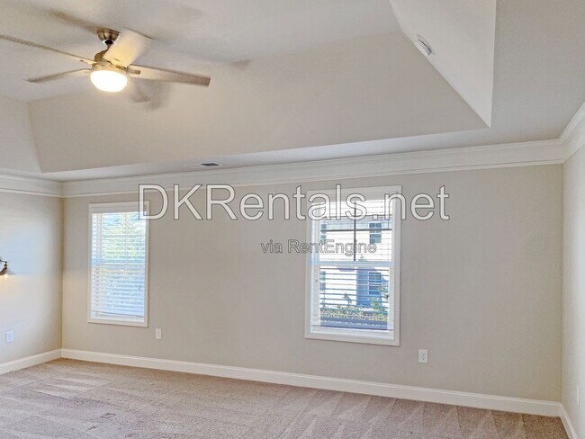 Building Photo - 582 Warrenton Run Dr