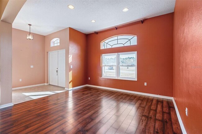 Building Photo - 33 Seamanship Trail