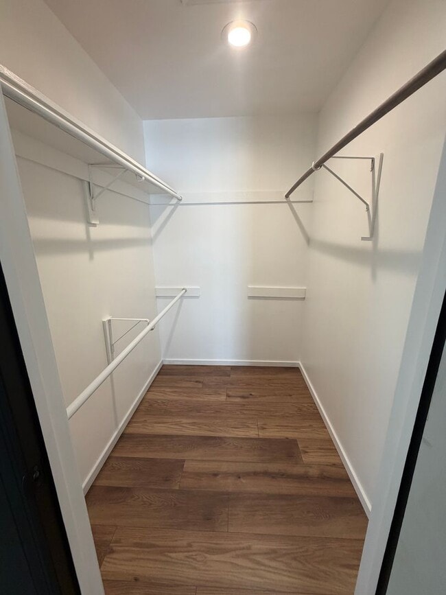 Building Photo - Gorgeous Newly Renovated 4 BR, 2 BA on .71 acres