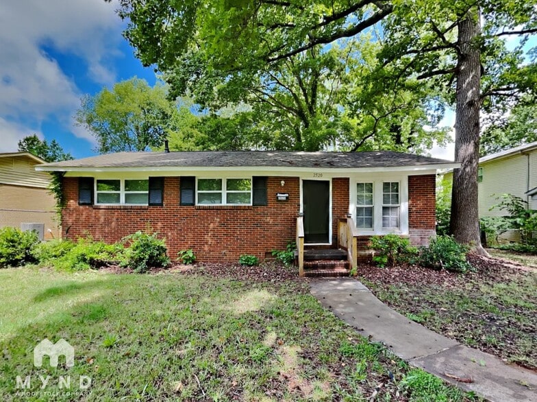 Primary Photo - 2520 Danforth Ln