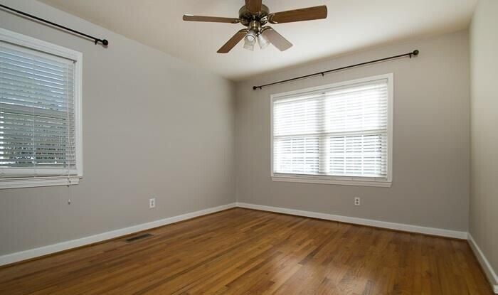 Building Photo - 1016 Edgewood Blvd